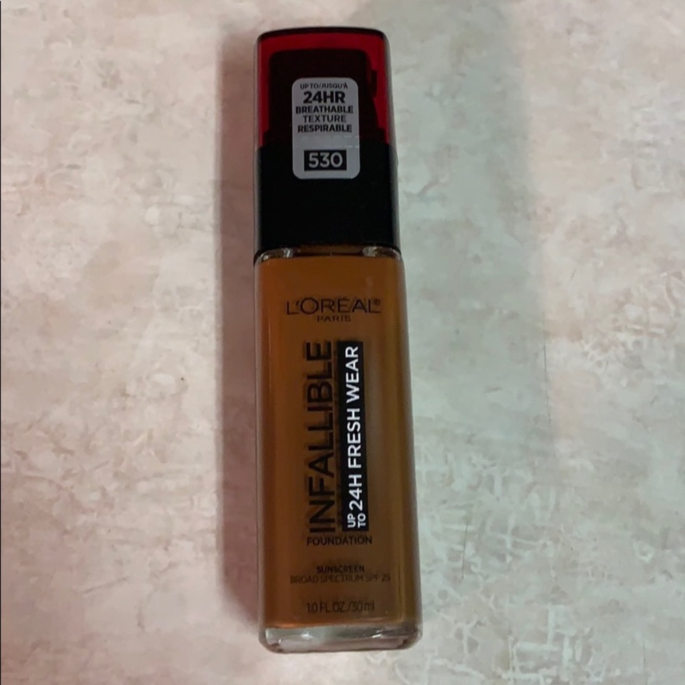 L’Oréal Infallible foundation
